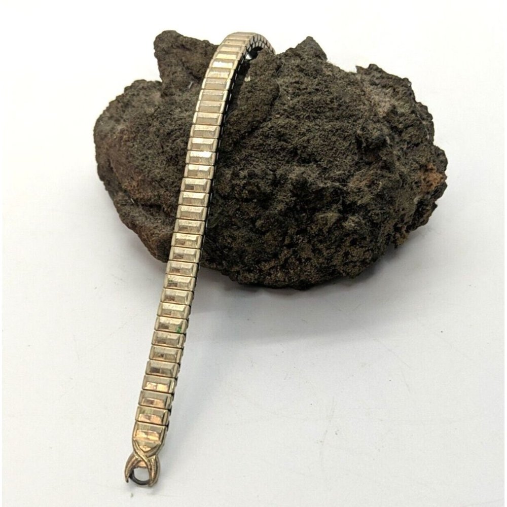 JB Womens Watch Band Expandable Gold Tone and Stainless 6 mm Ring End 5.5" Long
